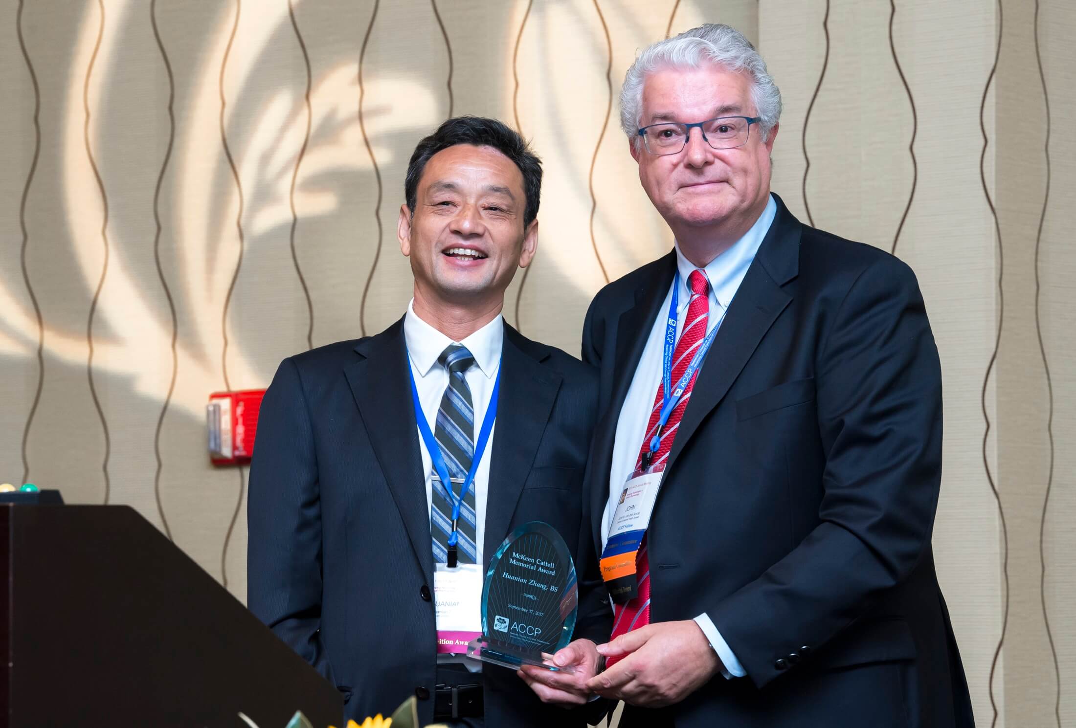  Dr. Huanian Zhang receives the  McKeen Cattell Memorial Award